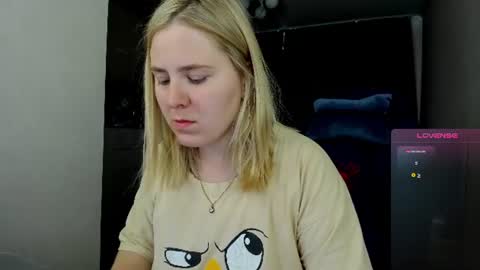 Snapshot of oliviamunk chatting on 10, 7, 2026 . online show from 10, 7, 2026