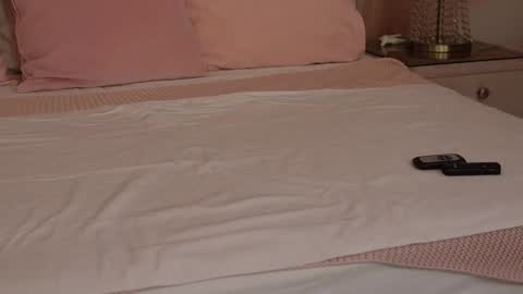 OliviaSway online show from 11, 1, 2025