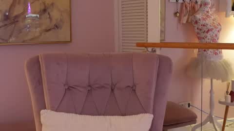 Snapshot of oliviasway chatting on 12, 2, 2026 OliviaSway online show from 12, 2, 2026