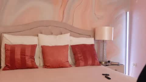 OliviaSway online show from 2, 7, 2026