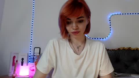 Snapshot of olivka_flower chatting on 16, 7, 2026 Angelina Lina online show from 16, 7, 2026