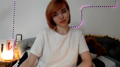 Snapshot of olivka_flower chatting on 30, 7, 2026 Angelina Lina online show from 30, 7, 2026