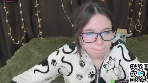 Snapshot of ollie_baird chatting on 14, 3, 2026 Ollie online show from 14, 3, 2026