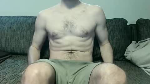 Snapshot of olusienku chatting on 8, 11, 2025 olusienku online show from 8, 11, 2025