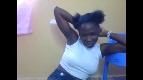 Snapshot of olwami3 chatting on 22, 10, 2025 olwami3 online show from 22, 10, 2025