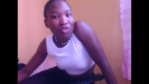 Snapshot of olwami3 chatting on 23, 10, 2025 olwami3 online show from 23, 10, 2025