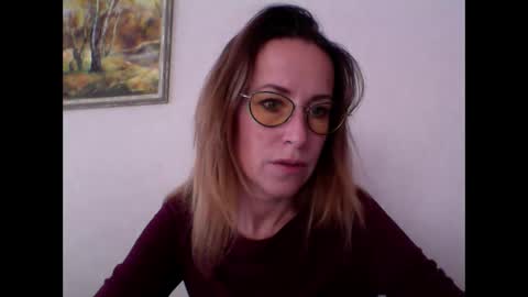 olyra11 online show from 10, 3, 2026