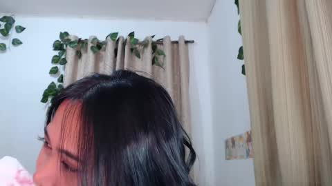 Snapshot of omariaennaid chatting on 4, 1, 2025 Angel online show from 4, 1, 2025