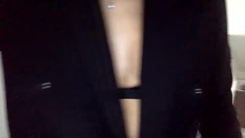 omilk online show from 15, 12, 2024