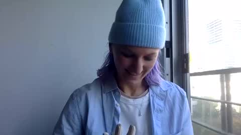 omilk online show from 20, 12, 2024