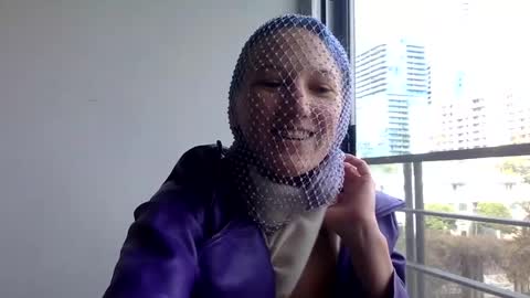 omilk online show from 25, 12, 2024