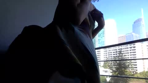 omilk online show from 1, 1, 2025