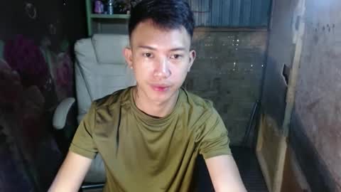 Snapshot of onebigloadxxx chatting on 12, 1, 2025 Wyn Will serve you and be your slave online show from 12, 1, 2025