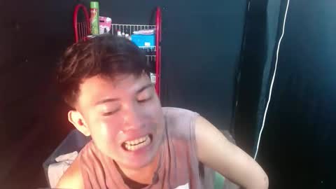 Wyn Will serve you and be your slave online show from 19, 11, 2025