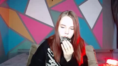 onessandra online show from 7, 11, 2025