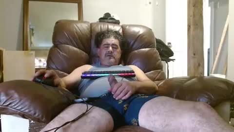 Snapshot of onewayallday chatting on 19, 12, 2024 onewaykenny online show from 19, 12, 2024