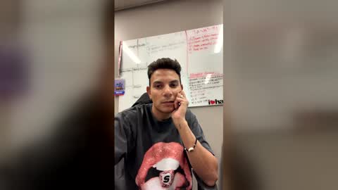 onewildxxx online show from 24, 3, 2026