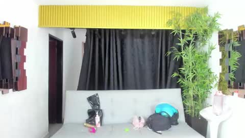 Aitana - Zara - Ariana online show from 9, 9, 2025