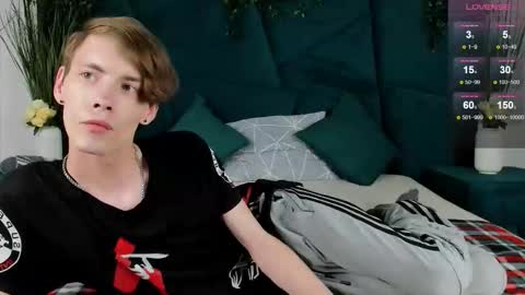 Snapshot of only_eric chatting on 13, 9, 2025 Erick  online show from 13, 9, 2025