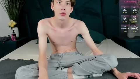 Snapshot of only_eric chatting on 21, 9, 2025 Erick  online show from 21, 9, 2025