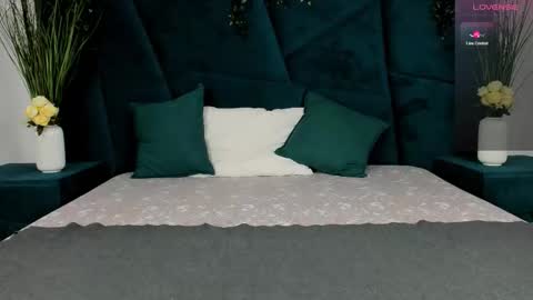 Snapshot of only_eric chatting on 17, 10, 2025 Erick  online show from 17, 10, 2025