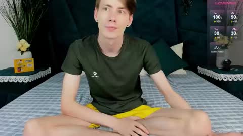 Snapshot of only_eric chatting on 22, 12, 2025 Erick online show from 22, 12, 2025