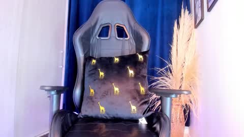 misssaray official online show from 12, 1, 2026