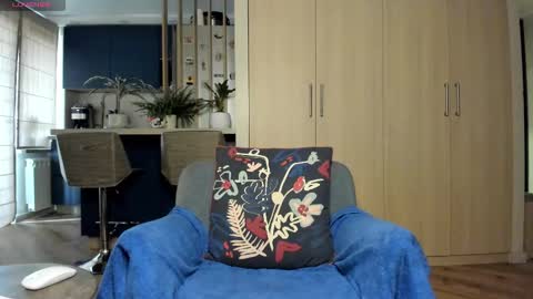 Snapshot of only_s_alex chatting on 19, 9, 2025 Alex S online show from 19, 9, 2025