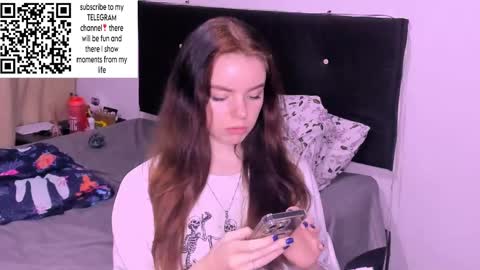 only_sarah1 online show from 24, 12, 2024