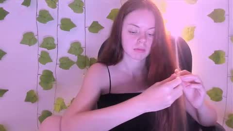 only_sarah1 online show from 13, 12, 2025