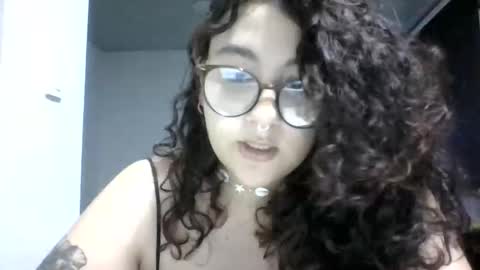 Snapshot of onlysaralee chatting on 7, 1, 2026 Sara Lee online show from 7, 1, 2026