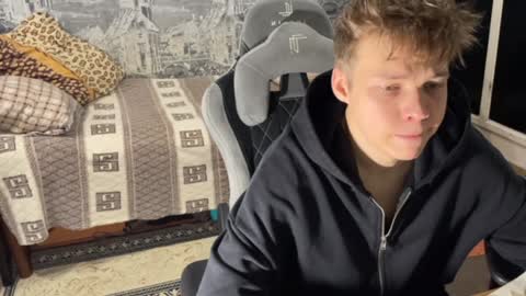 Snapshot of oofcblesssexx chatting on 8, 12, 2024 bless god online show from 8, 12, 2024