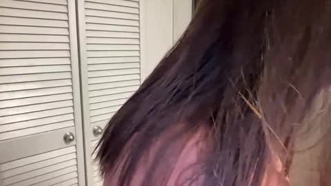 Snapshot of oohhellothere chatting on 20, 11, 2025 Miss Girly online show from 20, 11, 2025