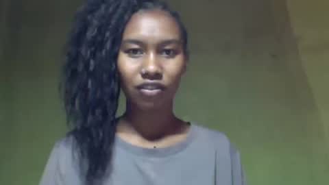 oolyette online show from 2, 10, 2025