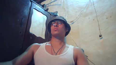 oomaurooo online show from 22, 9, 2025