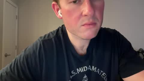 Snapshot of opencuriousguy321 chatting on 2, 3, 2026 Horny and Bicurious online show from 2, 3, 2026