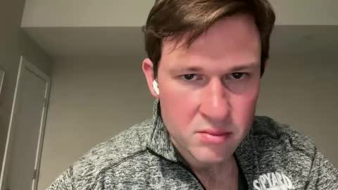 Snapshot of opencuriousguy321 chatting on 4, 3, 2026 Horny and Bicurious online show from 4, 3, 2026