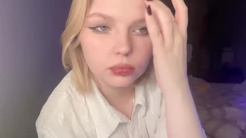 Ophelia online show from 22, 12, 2025