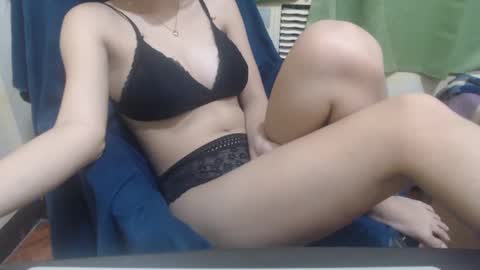 Snapshot of orgasm4ux chatting on 4, 12, 2024 orgasm4ux online show from 4, 12, 2024