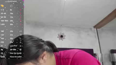 Snapshot of oriana_guzman chatting on 4, 12, 2024 Miss Guzman  online show from 4, 12, 2024