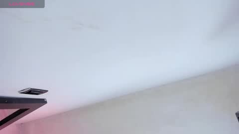 Snapshot of oriana_guzman chatting on 12, 12, 2024 Miss Guzman  online show from 12, 12, 2024