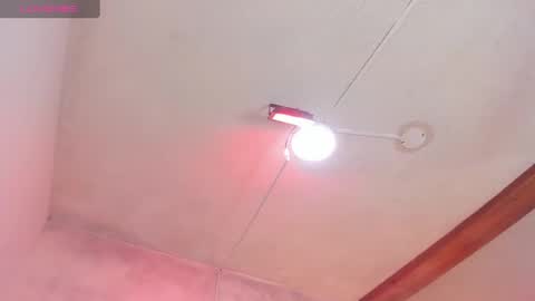 Snapshot of oriana_guzman chatting on 14, 12, 2024 Miss Guzman  online show from 14, 12, 2024