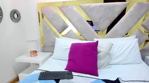 Snapshot of oriana_guzman chatting on 27, 1, 2025 Miss Guzman  online show from 27, 1, 2025