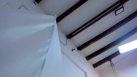 Snapshot of oriana_guzman chatting on 12, 2, 2025 Miss Guzman  online show from 12, 2, 2025