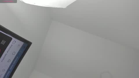 Snapshot of oriana_guzman chatting on 3, 3, 2025 Miss Guzman  online show from 3, 3, 2025