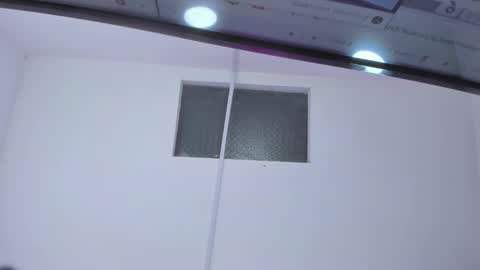 Snapshot of oriana_guzman chatting on 6, 3, 2025 Miss Guzman  online show from 6, 3, 2025