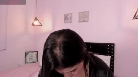 Snapshot of oriana_guzman chatting on 16, 9, 2025 Miss Guzman  online show from 16, 9, 2025