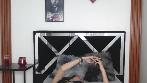 Snapshot of orianna_bodmod chatting on 24, 10, 2025 ORIANNA online show from 24, 10, 2025