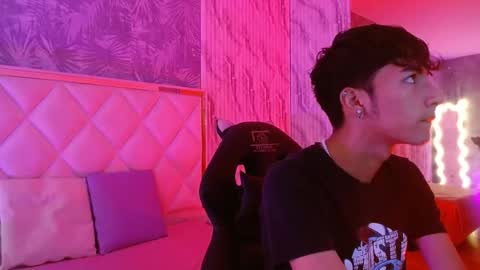 Snapshot of osamu_tay chatting on 24, 2, 2026 osamu_tay online show from 24, 2, 2026