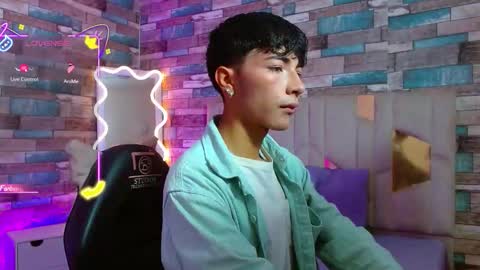 Snapshot of osamu_tay chatting on 6, 3, 2026 osamu_tay online show from 6, 3, 2026